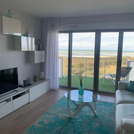 Face Pieds Dans L'eau