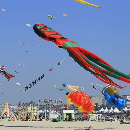 Face Pieds Dans L'eau