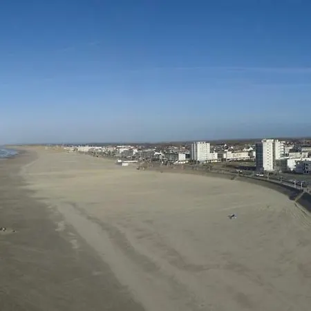 Face Pieds Dans L'eau Apartment